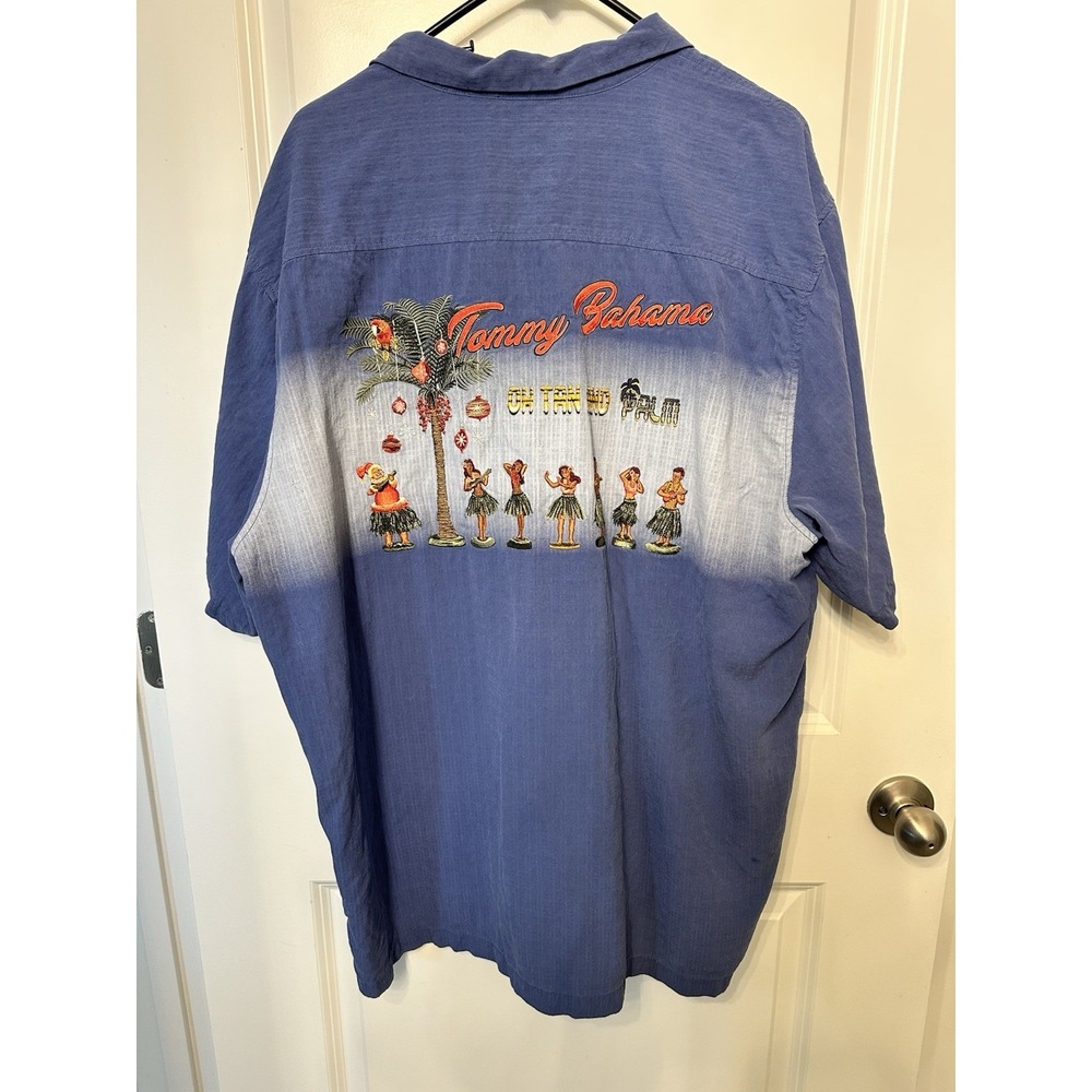 Tommy Bahama Shirt Mens XXL Button Up Oh Tan and Palm Tiki Girls Silk Blue - Picture 2 of 16